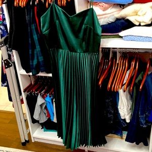 Gianni Bini Dark Green Pleated Strap Dress 10 NWT